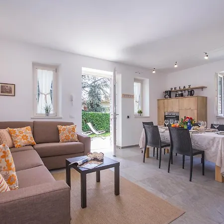 Sleeps 6 Air Con Dom wakacyjny Lenno